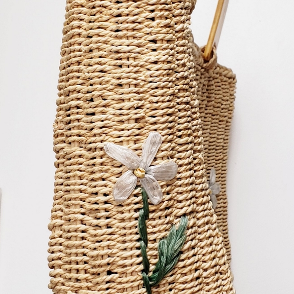 Cornhusk floral bag, wood handles, lined - Picture 3 of 16